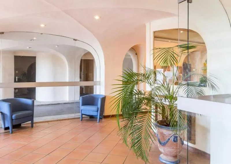 Residence Pierre & Vacances Louis Lumiere Bandol 2*,  France