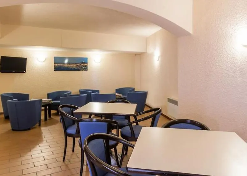 Residence Pierre & Vacances Louis Lumiere Bandol 2*,  France